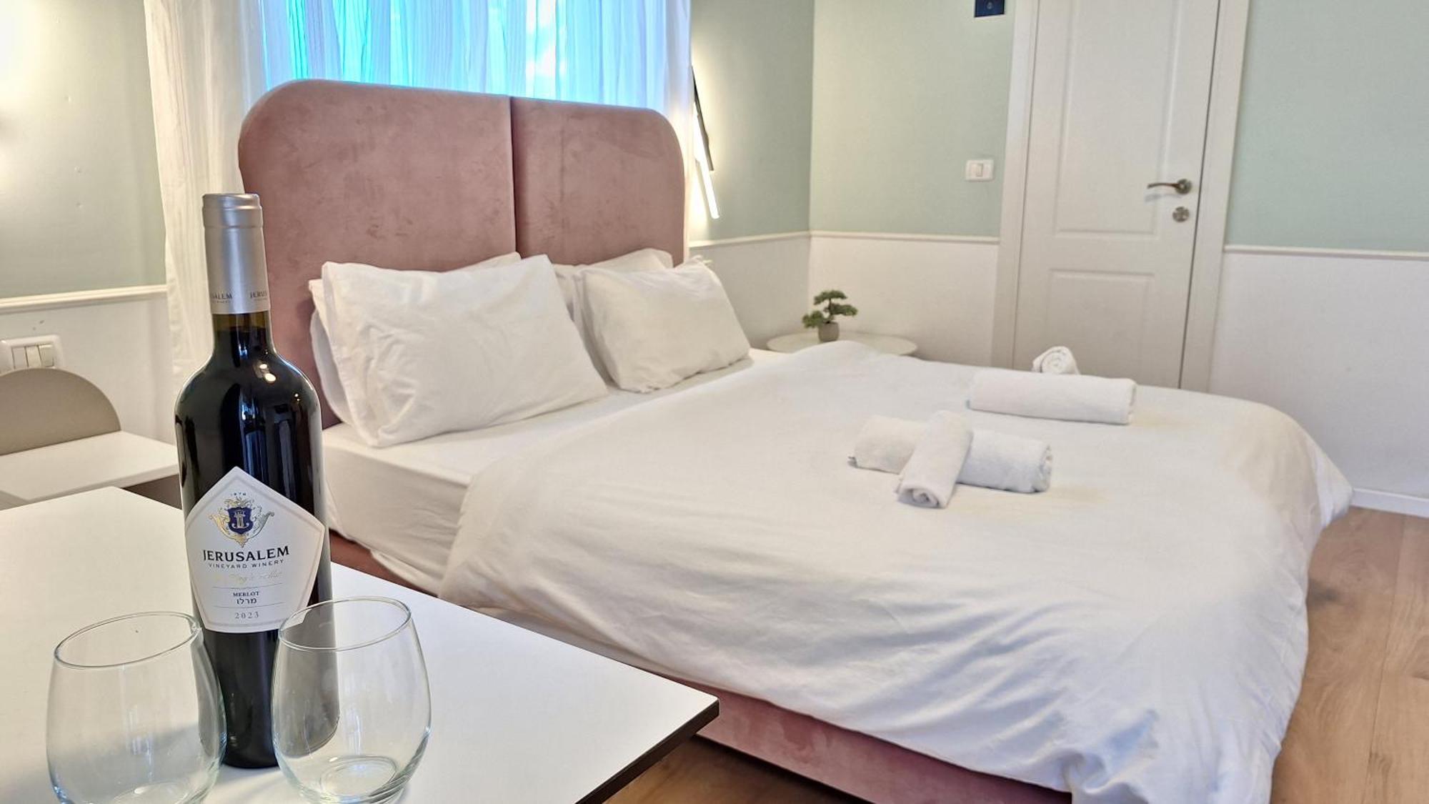 Jako Boutique Jeruzalem Buitenkant foto